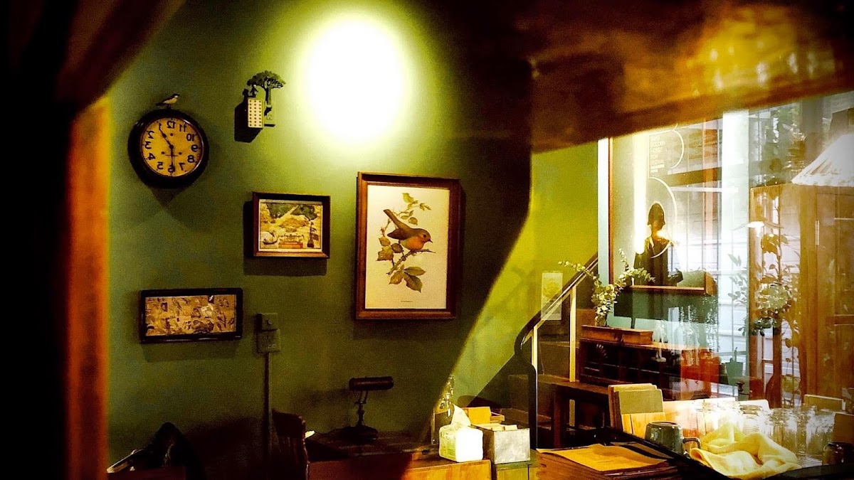 穿牆貓 Cat Traveller Café